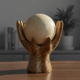 Escultura Mão Com Esfera Decoração Enfeite Rack Sala